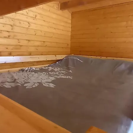 Cosy Avec Piscine En Campagne בקתה *