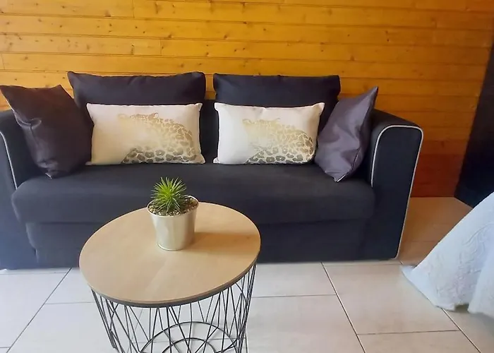 Cosy Avec Piscine En Campagne Σαλέ