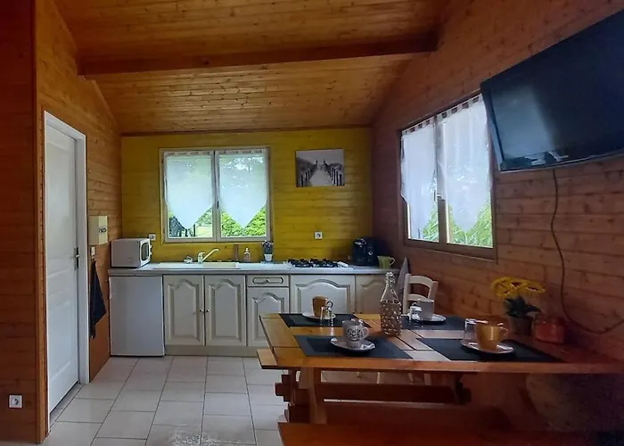 Cosy Avec Piscine En Campagne Σαλέ Condom