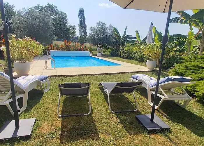 Cosy Avec Piscine En Campagne