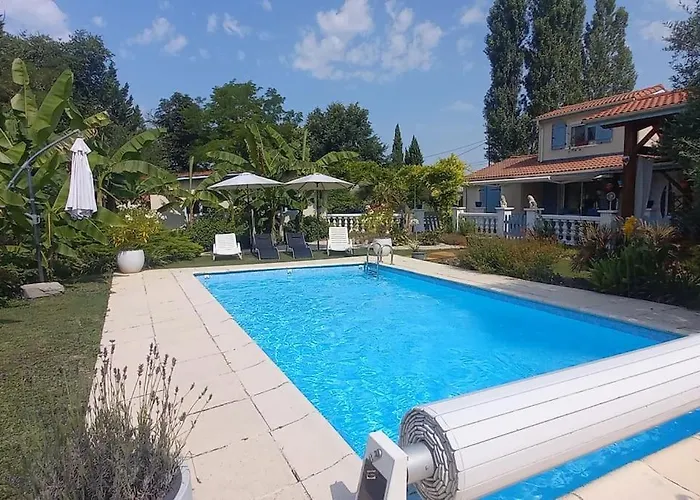 Σαλέ Cosy Avec Piscine En Campagne *